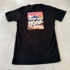 Nike Mt Hood youth tee large